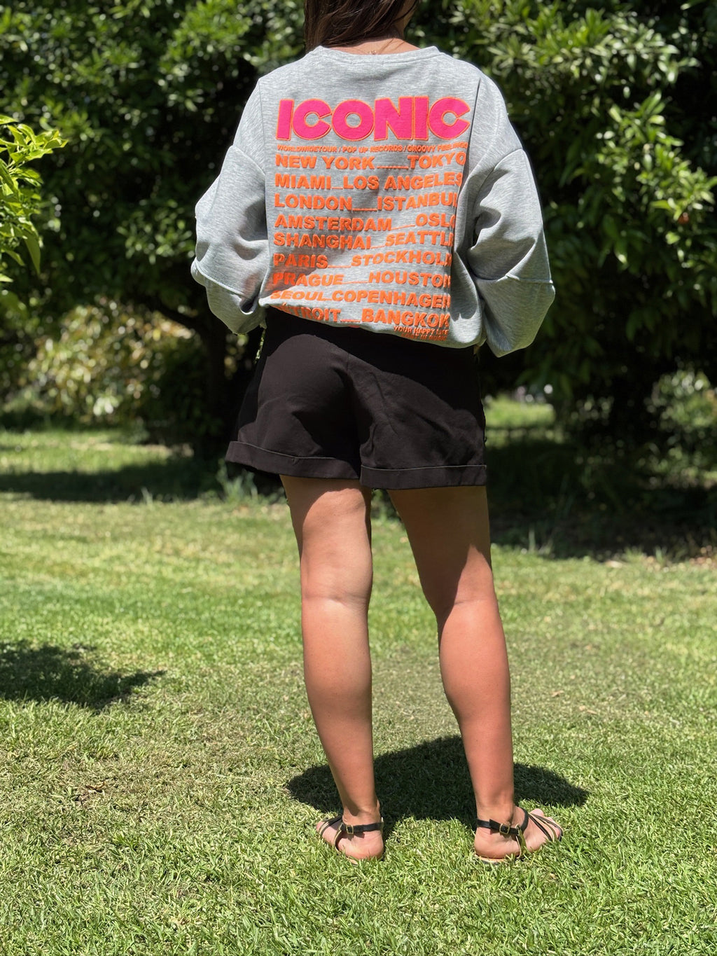 Short MILO noir